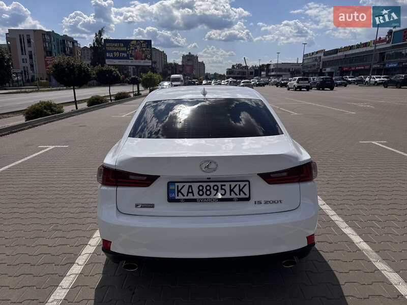 Седан Lexus IS 2015 в Киеве фото 12 Седан Lexus IS 2015 в Киеве