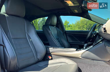 Седан Lexus IS 2014 в 