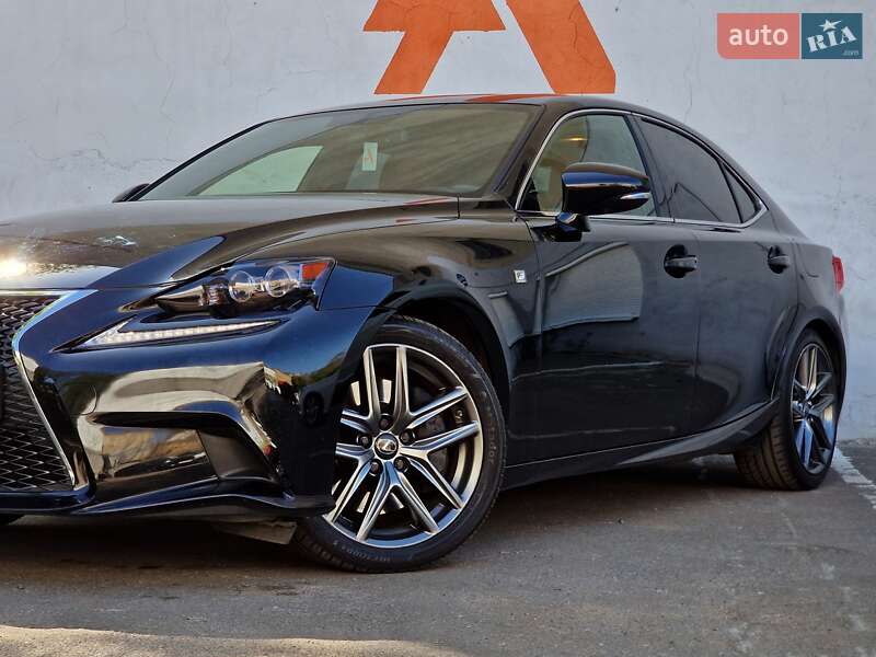Седан Lexus IS 2016 в Одессе