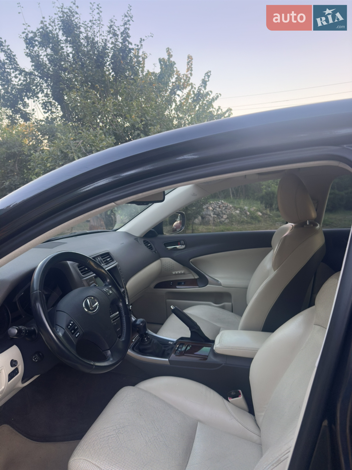 2010 Lexus IS - мініатюра 8