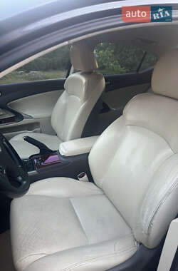 Седан Lexus IS 2010 в 