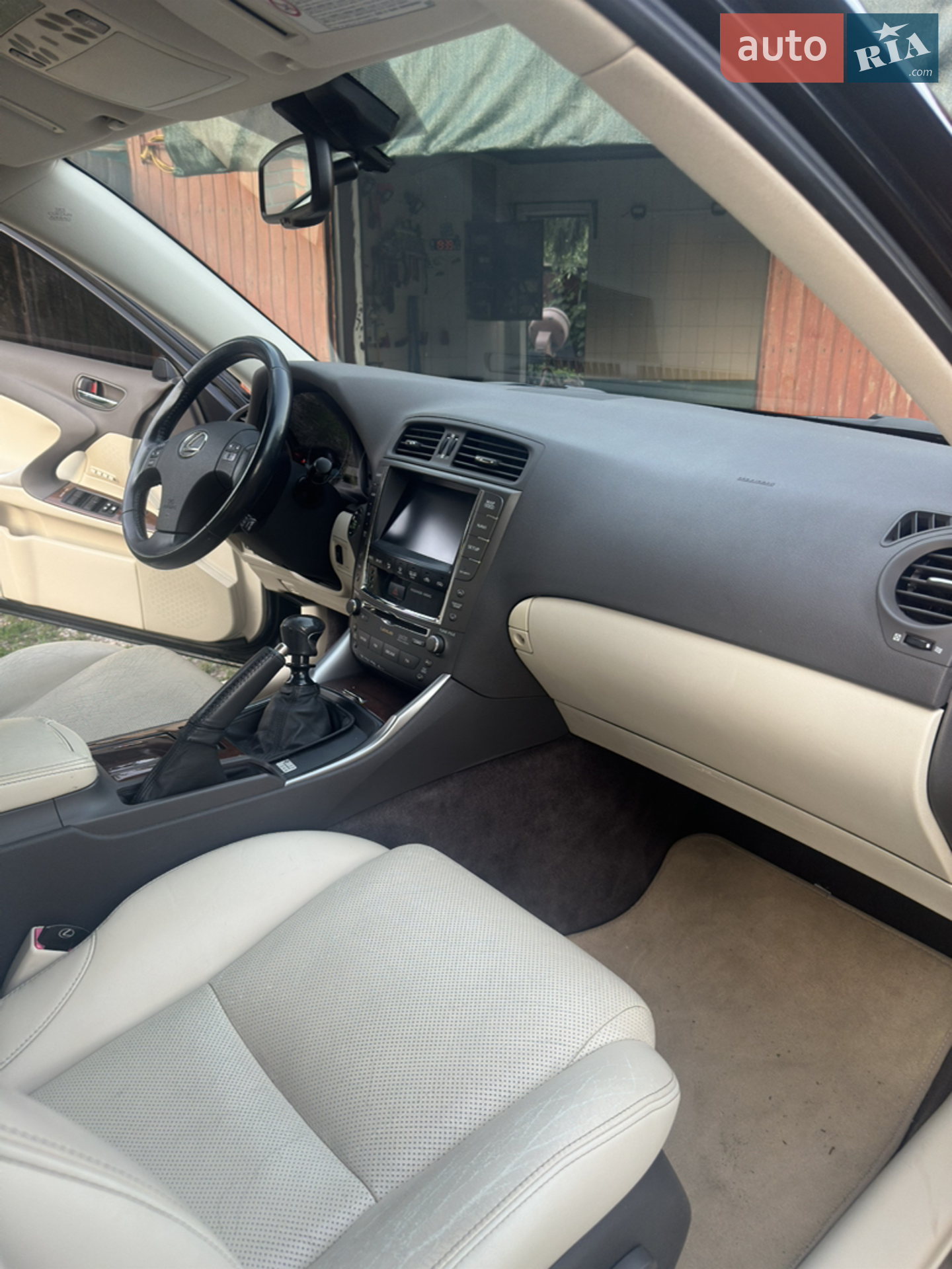 2010 Lexus IS - мініатюра 14