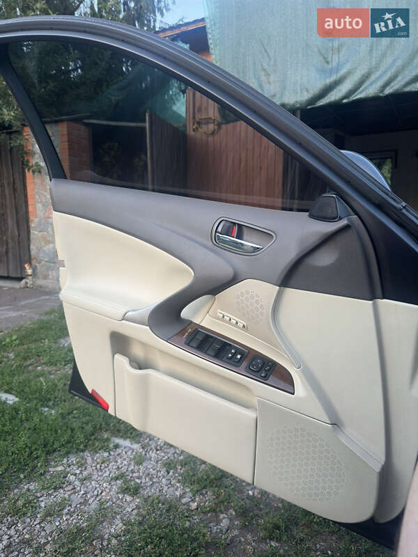 Седан Lexus IS 2010 в Олександрії фото 17 Седан Lexus IS 2010 в Олександрії
