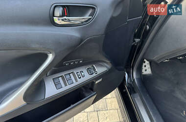 Седан Lexus IS 2008 в 