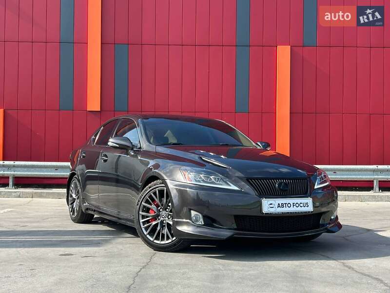 Седан Lexus IS 2010 в 