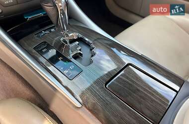 Седан Lexus IS 2010 в 