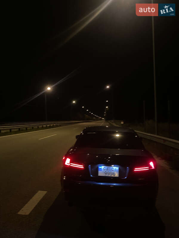 Седан Lexus IS 2006 в Киеве
