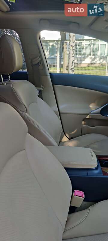 Седан Lexus IS 2007 в Николаеве