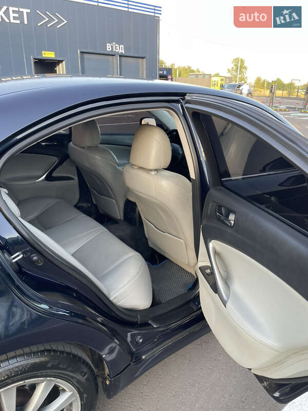 Седан Lexus IS 2006 в Чернигове фото 4 Седан Lexus IS 2006 в Чернигове