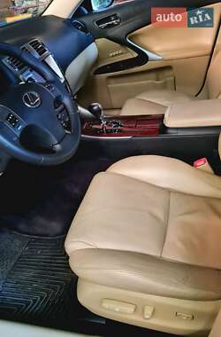 Седан Lexus IS 2008 в 