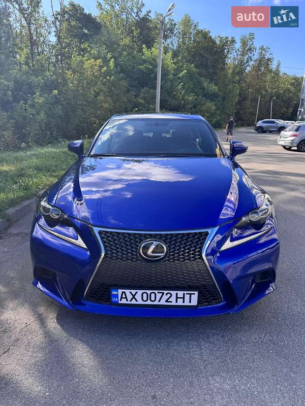 Седан Lexus IS 2016 в Харькове