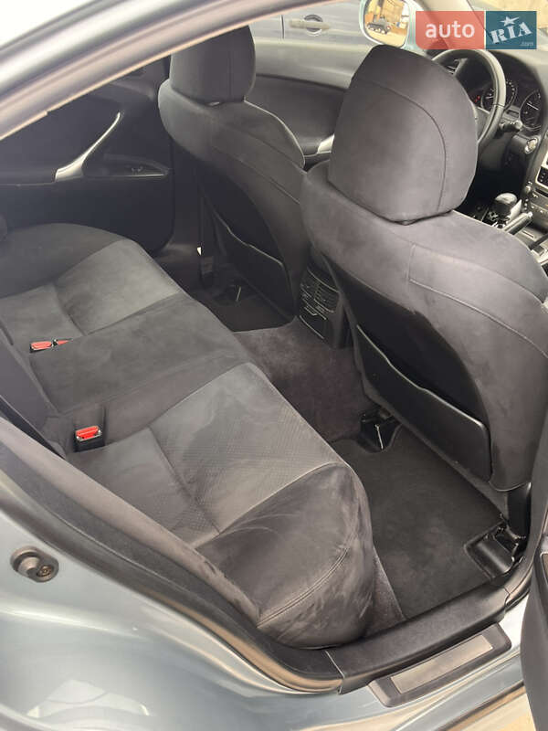 Седан Lexus IS 2006 в Кропивницком