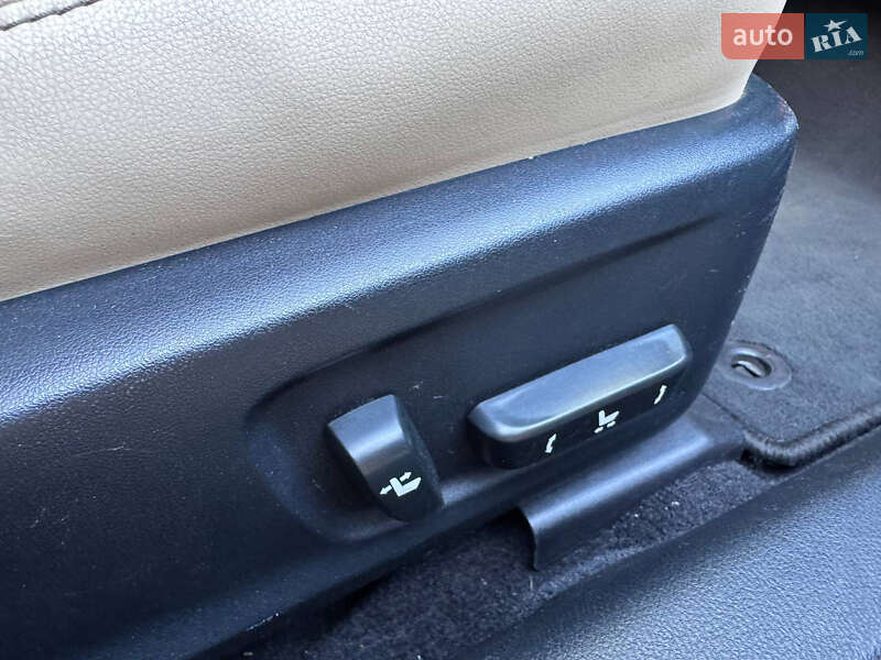 Седан Lexus IS 2014 в Одесі фото 27 Седан Lexus IS 2014 в Одесі