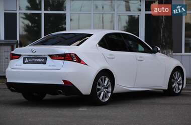 Седан Lexus IS 2013 в 