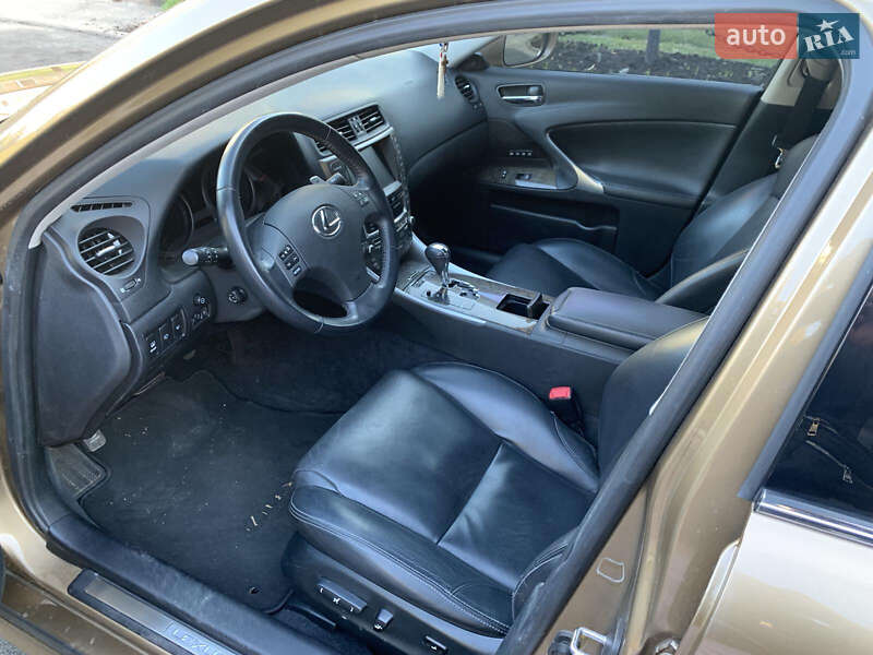 Седан Lexus IS 2009 в Киеве фото 3 Седан Lexus IS 2009 в Киеве