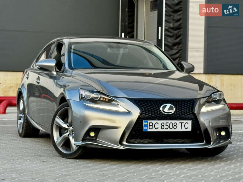 Lexus IS 2014