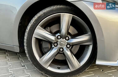 Седан Lexus IS 2014 в 