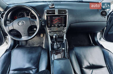Седан Lexus IS 2006 в 