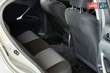 Седан Lexus IS 2007 в 