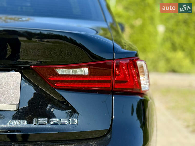 Седан Lexus IS 2014 в Харькове