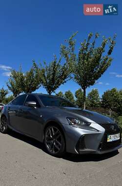 Седан Lexus IS 2018 в Ирпене