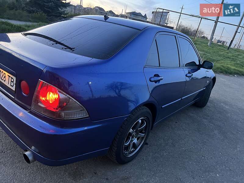 Седан Lexus IS 2001 в Одессе фото 11 Седан Lexus IS 2001 в Одессе