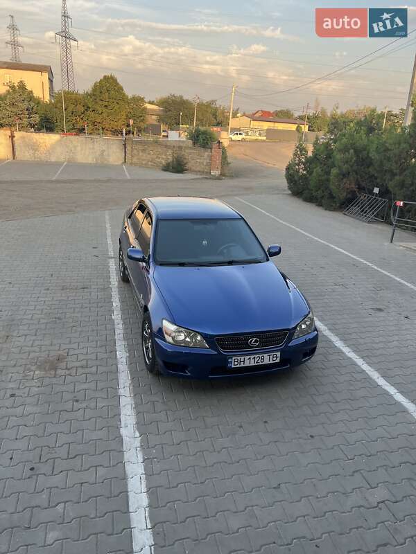 Седан Lexus IS 2001 в Одессе фото 14 Седан Lexus IS 2001 в Одессе