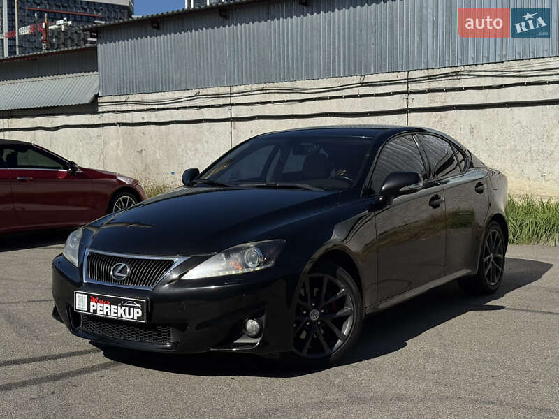 Седан Lexus IS 2011 в Киеве