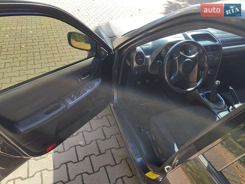 Седан Lexus IS 1999 в Миргороде