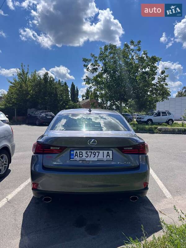 Седан Lexus IS 2015 в Вінниці фото 8 Седан Lexus IS 2015 в Вінниці