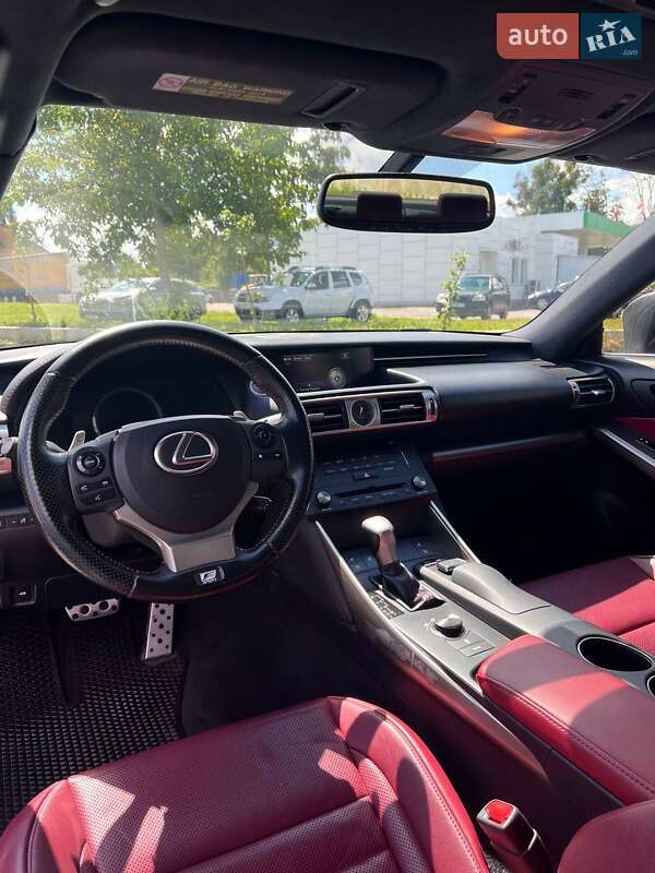 Седан Lexus IS 2015 в Вінниці фото 12 Седан Lexus IS 2015 в Вінниці