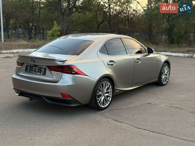Седан Lexus IS 2013 в Одессе