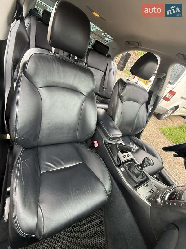 Седан Lexus IS 2009 в Краснограде