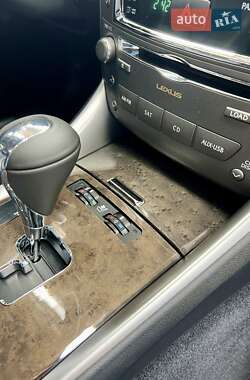 Седан Lexus IS 2010 в 