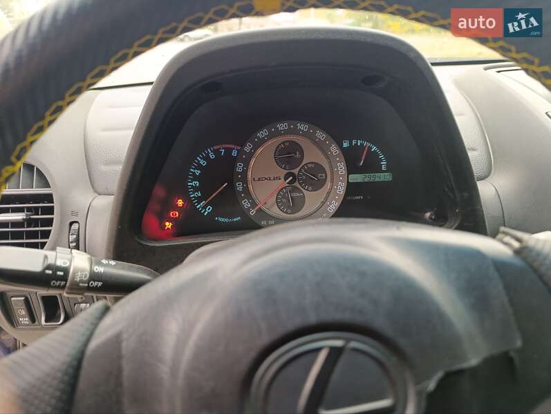 Седан Lexus IS 1999 в Новомосковске фото 2 Седан Lexus IS 1999 в Новомосковске