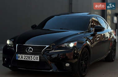 Седан Lexus IS 2014 в Львове
