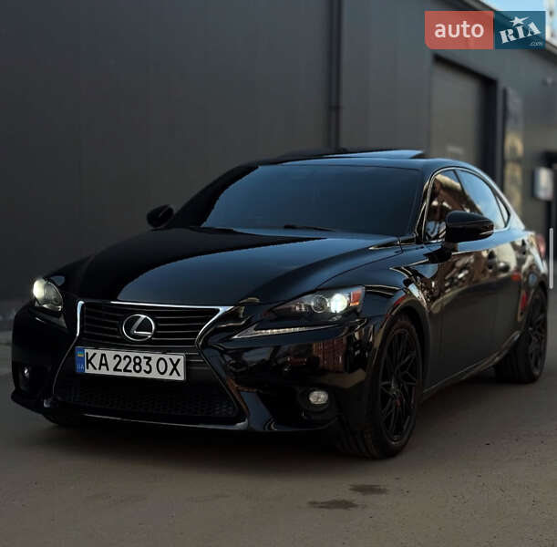 Седан Lexus IS 2014 в 