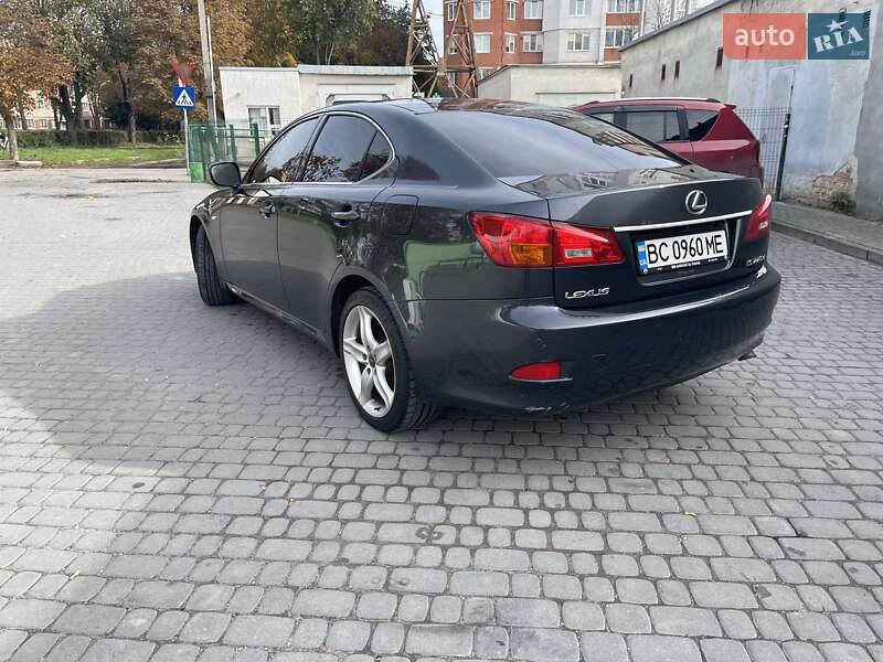 Седан Lexus IS 2006 в Тернополе