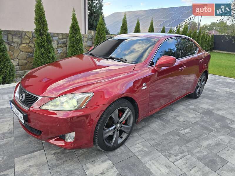 Седан Lexus IS 2007 в  фото Седан Lexus IS 2007 в