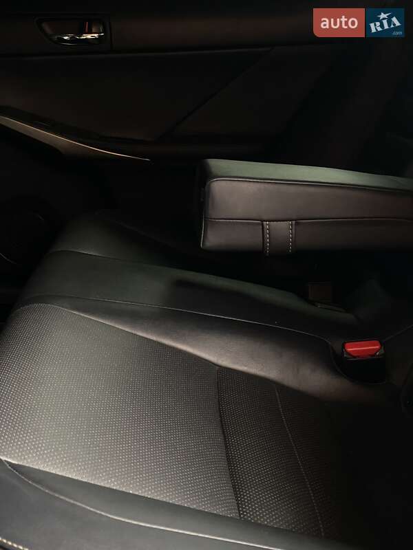 Седан Lexus IS 2015 в Богодухіву фото 20 Седан Lexus IS 2015 в Богодухіву