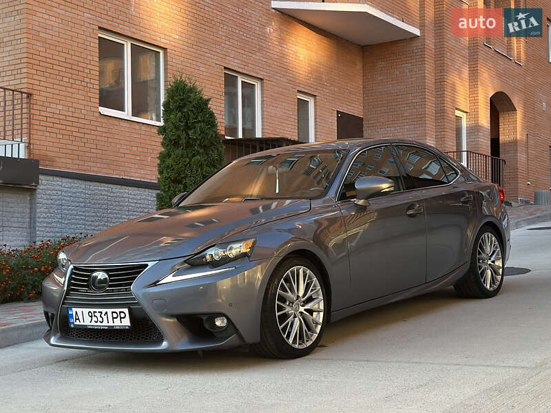 Lexus IS 2014