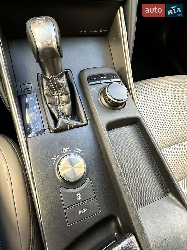 Седан Lexus IS 2017 в Одессе