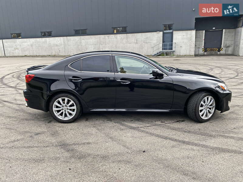 Седан Lexus IS 2006 в Києві