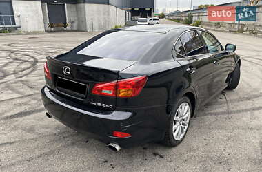 Седан Lexus IS 2006 в 