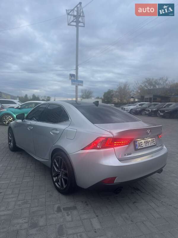 Седан Lexus IS 2016 в Запоріжжі фото 15 Седан Lexus IS 2016 в Запоріжжі