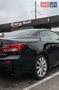 Кабриолет Lexus IS 2009 в 