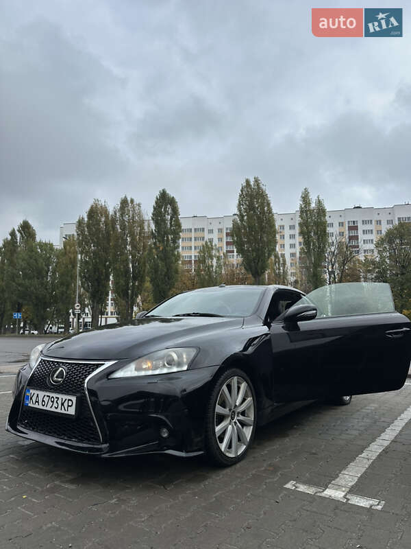Кабриолет Lexus IS 2009 в Киеве фото 12 Кабриолет Lexus IS 2009 в Киеве