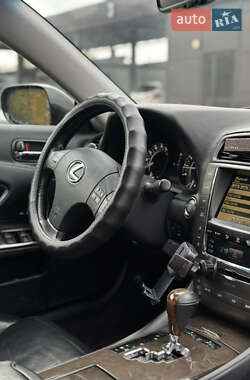 Кабриолет Lexus IS 2009 в 