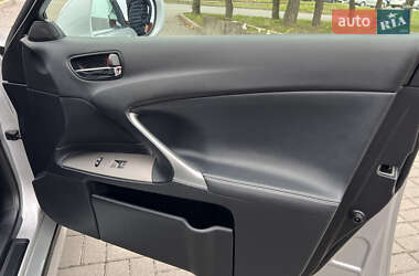 Седан Lexus IS 2009 в 
