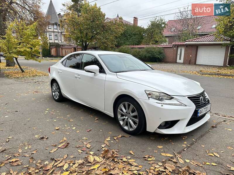 Седан Lexus IS 2013 в Киеве